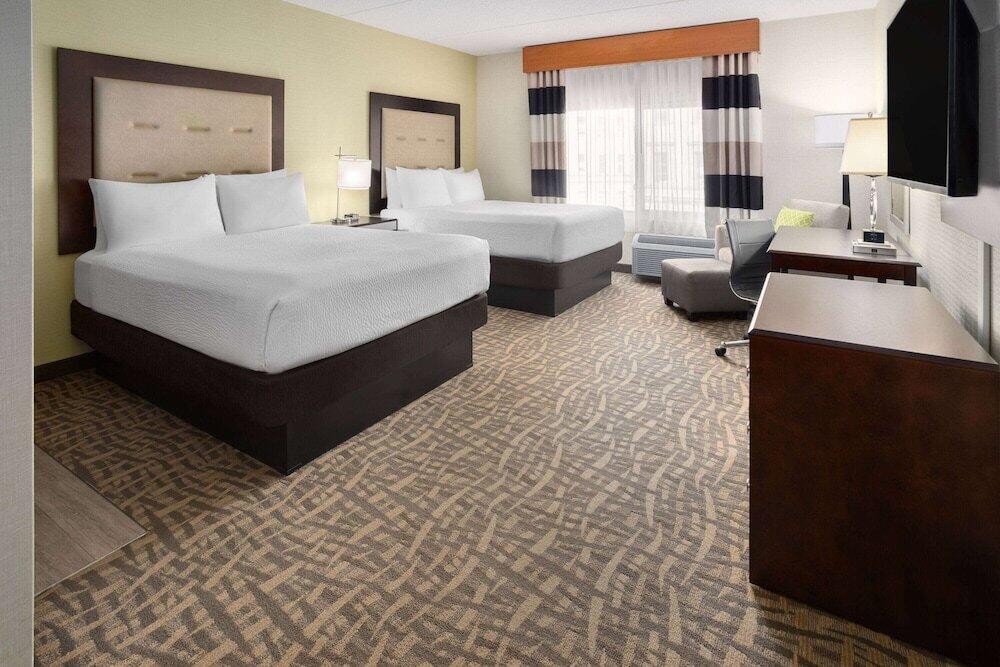 Foto de una habitación de Hotel Wyndham Garden Buffalo Downtown