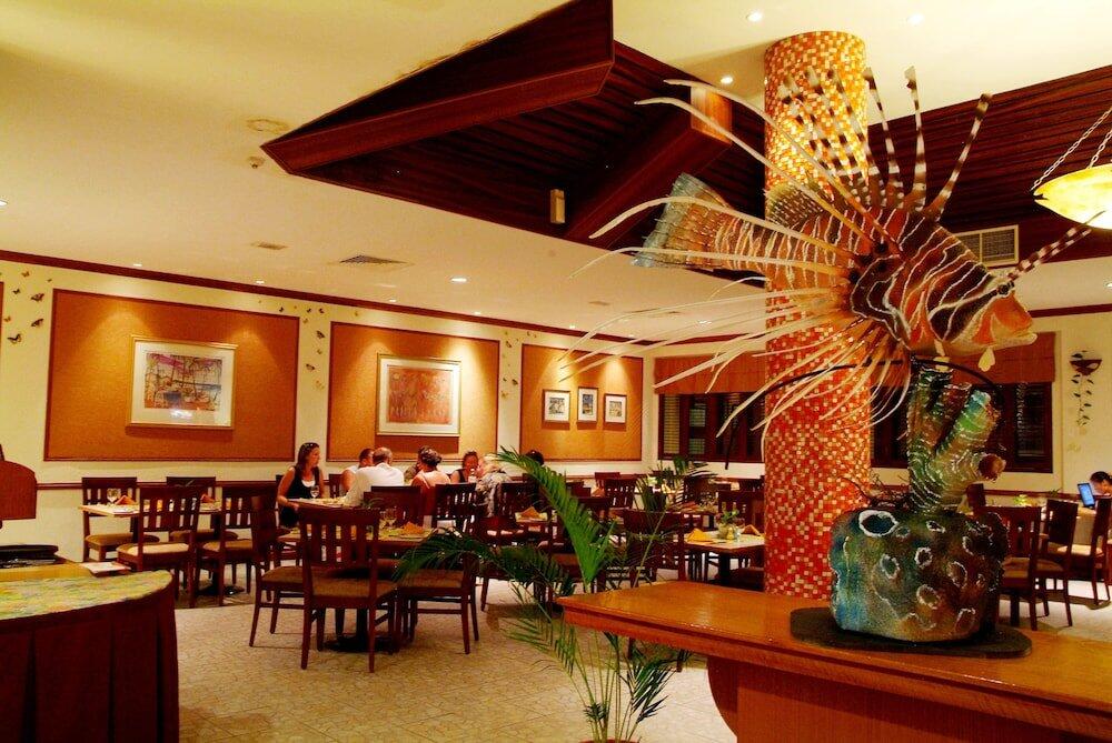 Foto de restauración de Hulhule Island Hotel