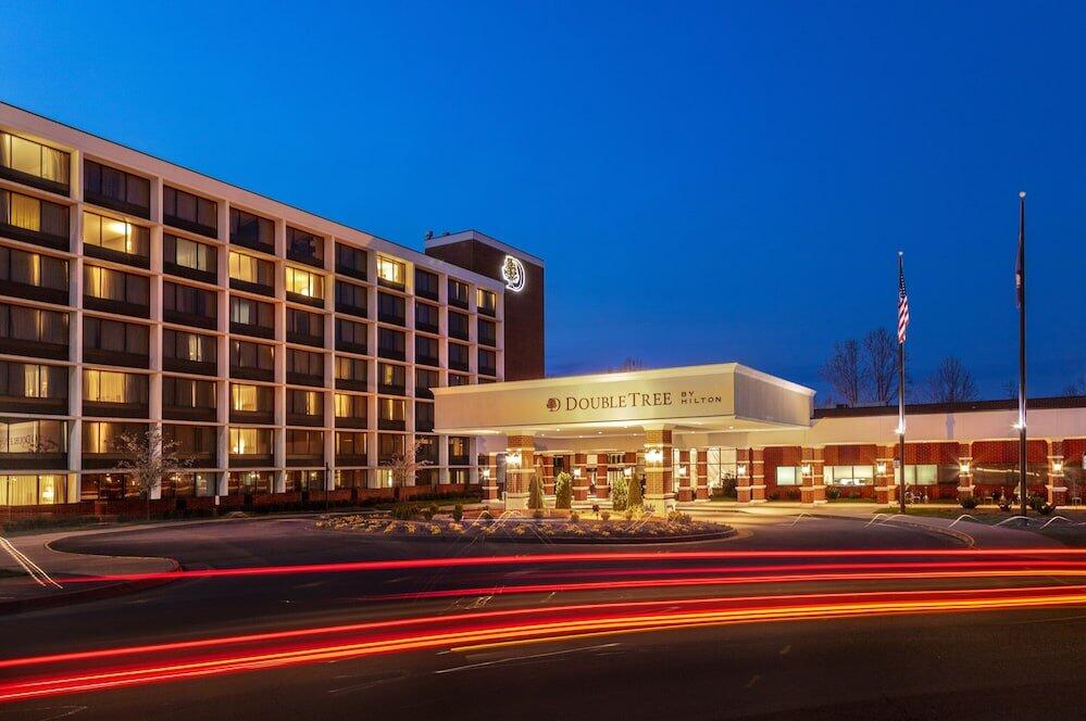 Foto del exterior de DoubleTree by Hilton Hotel Charlottesville