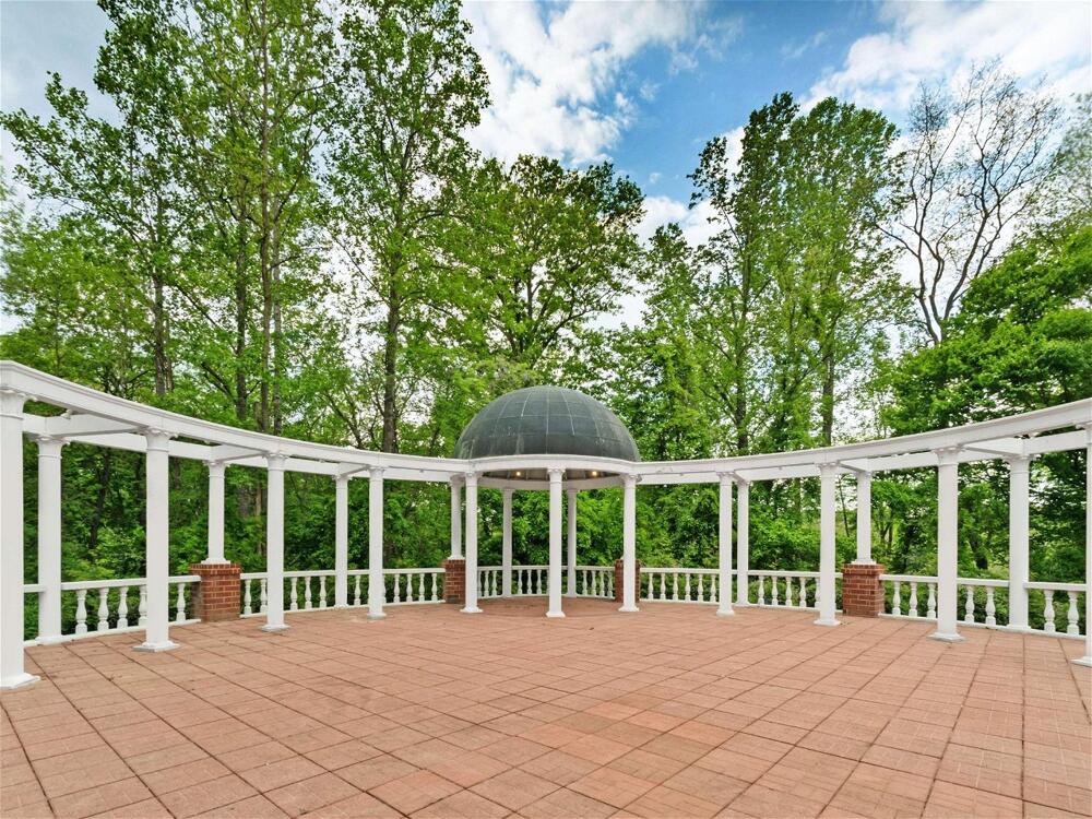 Foto de las zonas nobles de DoubleTree by Hilton Hotel Charlottesville