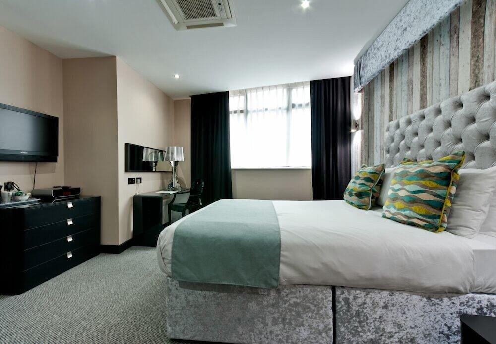 Room – Printworks Hotel