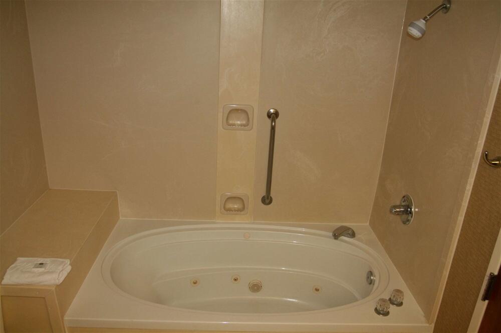 Foto del baño de Hotel Hampton Inn Petersburg-Ft. Lee