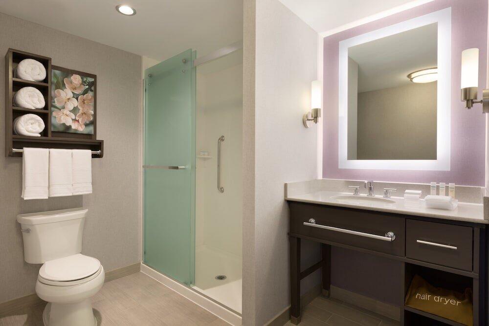 Foto del baño de Hotel Homewood Suites Washington DC Convention Center