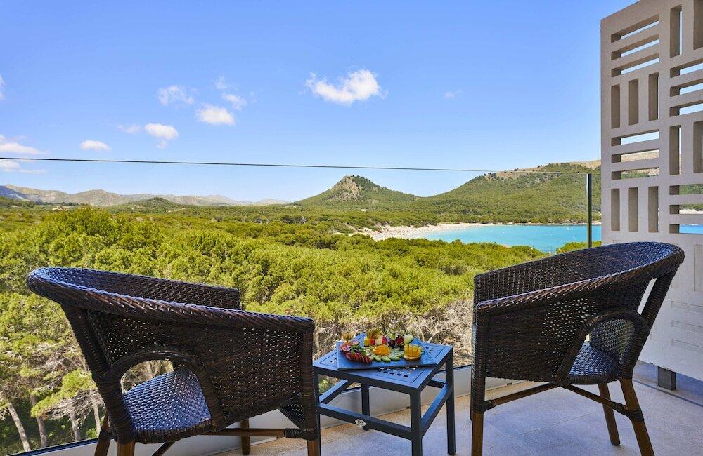Foto de una habitación de Hotel &amp;amp; Spa S&amp;#039;Entrador Playa