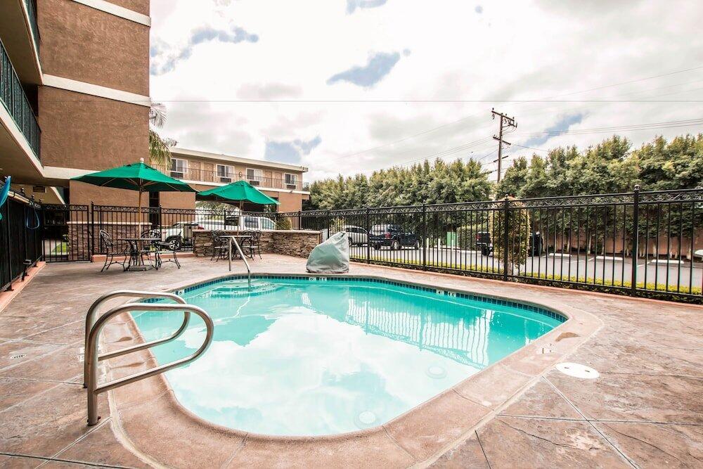 Foto de los servicios de Hotel Quality Inn &amp;amp; Suites Anaheim Maingate