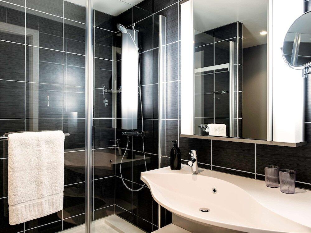 Bathroom – Aparthotel Adagio Liverpool City Centre