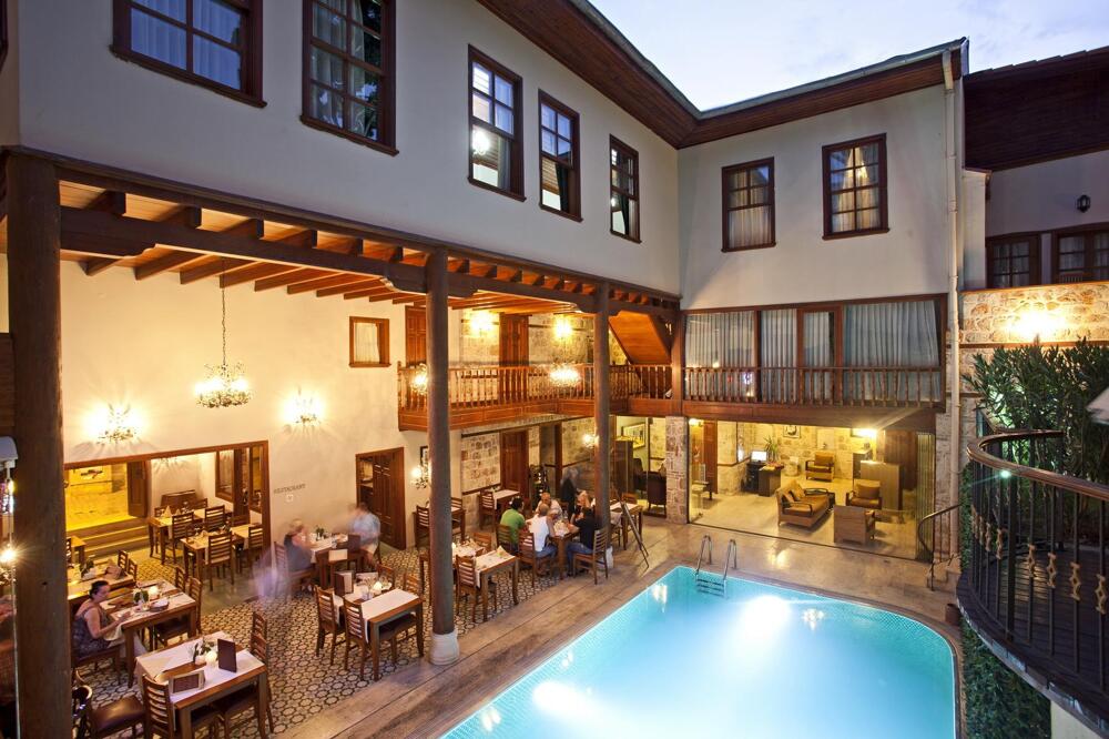 Foto del exterior de Mediterra Art Hotel