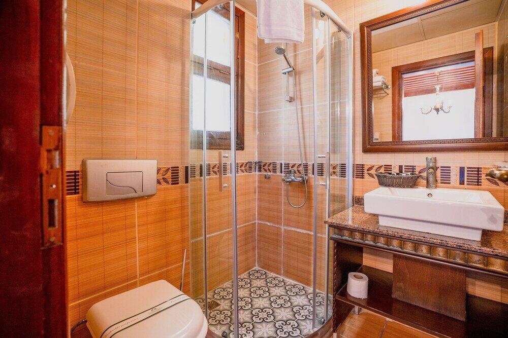 Foto del baño de Mediterra Art Hotel