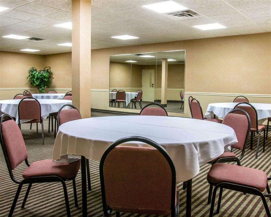 Foto de los servicios de Hotel Comfort Inn Livonia