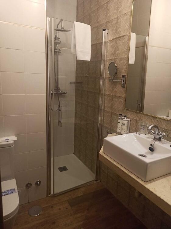 Foto del baño de Hotel Real Segovia