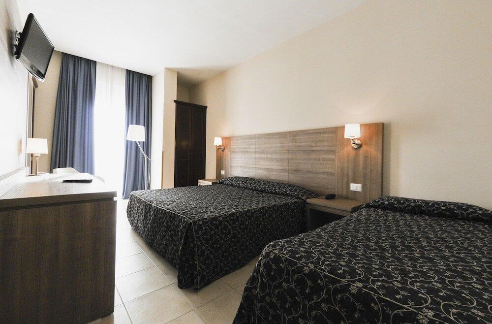 Foto de una habitación de Hotel Mediterraneo