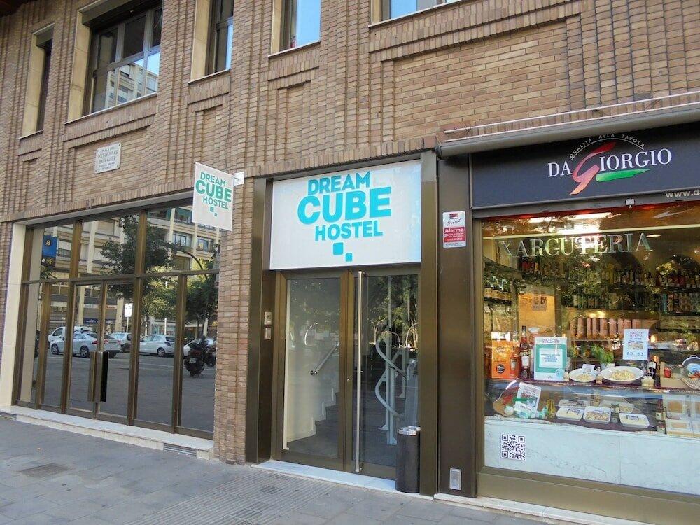 Foto del exterior de Dream Cube Hostel