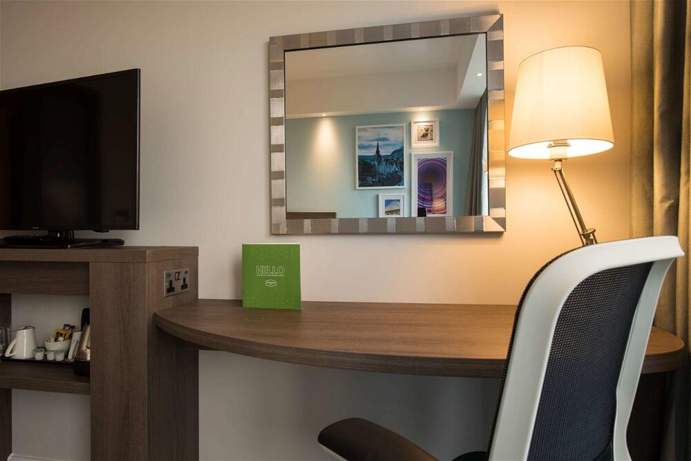 Foto de una habitación de Hotel Hampton by Hilton Edinburgh West End