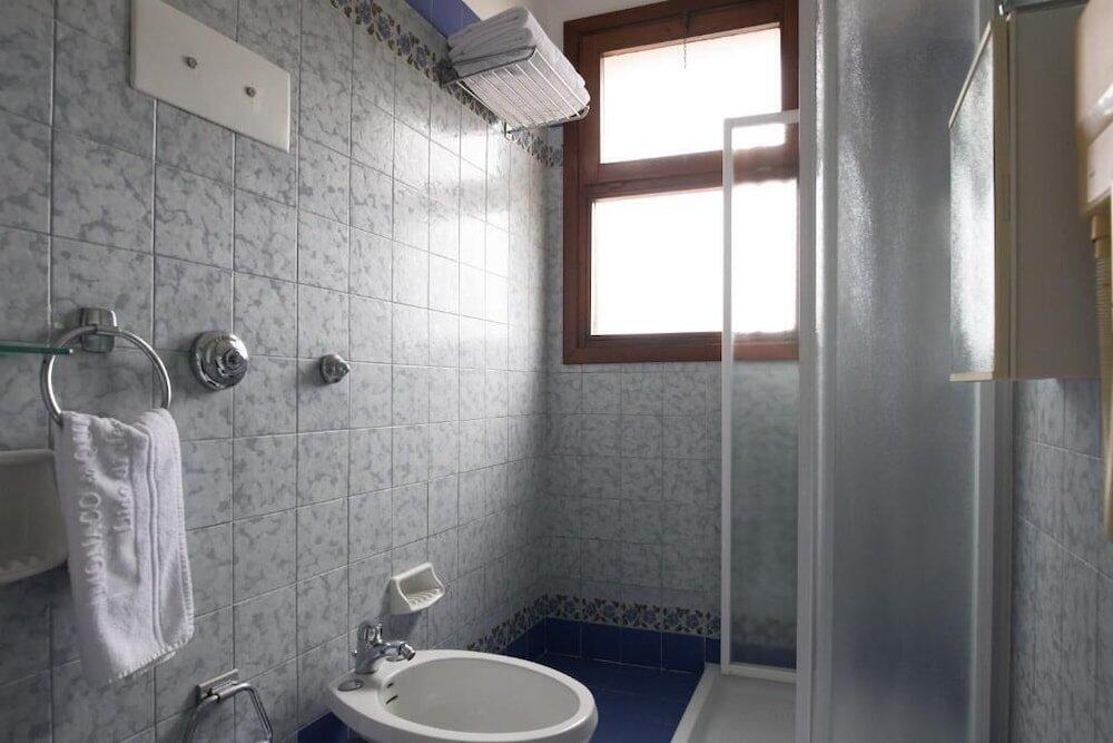 Foto del baño de Hotel Monaco &amp;amp; Quisisana