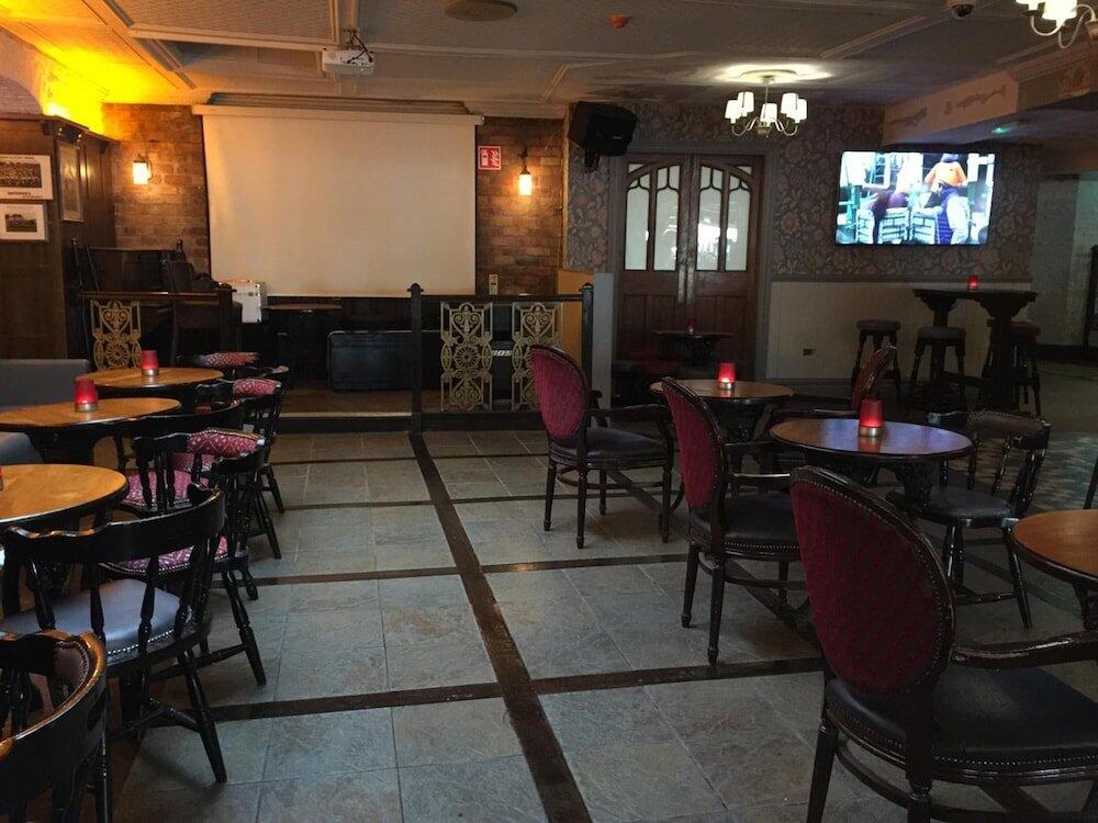 Foto de los servicios de Hotel Kilford Arms