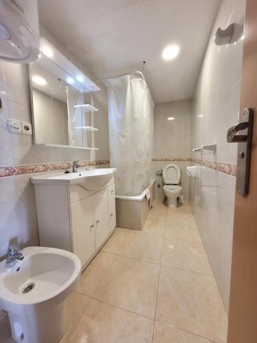 Foto del baño de Apartamentos Vera Cruz - Fincas Benidorm