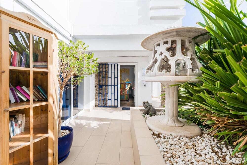 Foto del exterior de Calypso Oasis Apartments