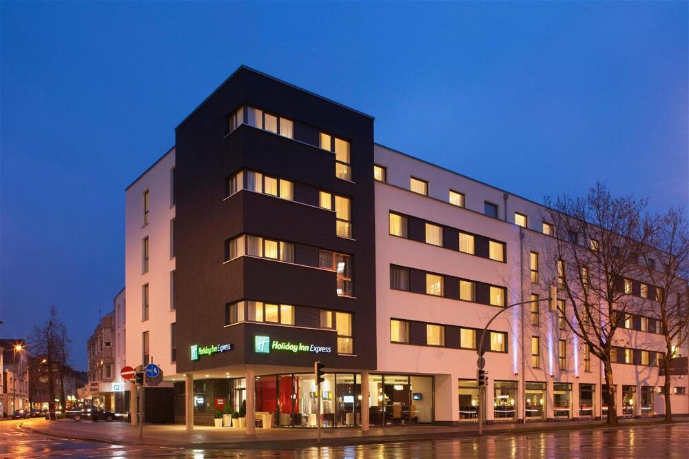 Foto del exterior de Holiday Inn Express Gütersloh, an IHG Hotel