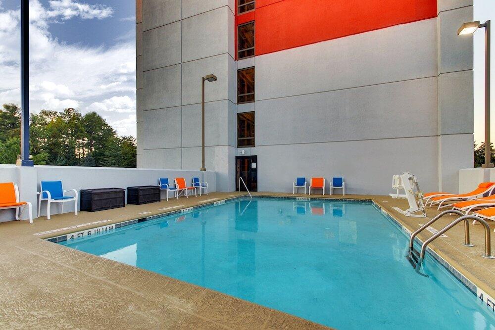 Foto de los servicios de Holiday Inn Express &amp;amp; Suites Atlanta Perimeter Mall Hotel, an IHG Hotel