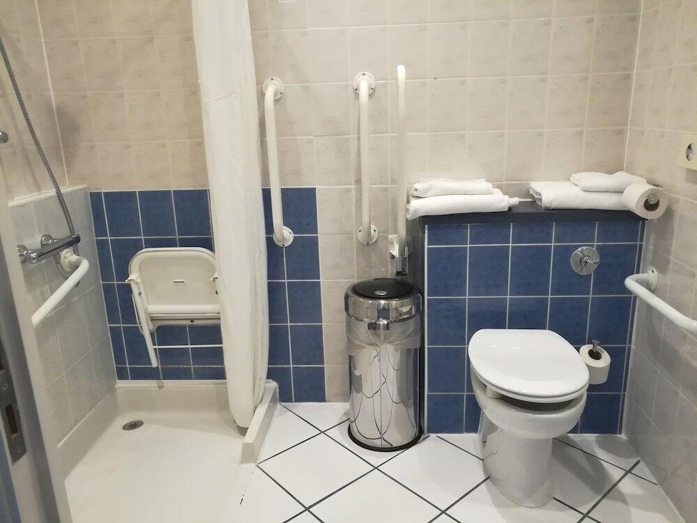 Foto del baño de Holiday Inn Express Canterbury, an IHG Hotel