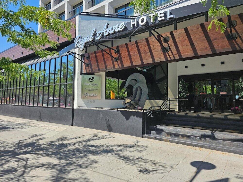Foto del exterior de Royal Anne Hotel
