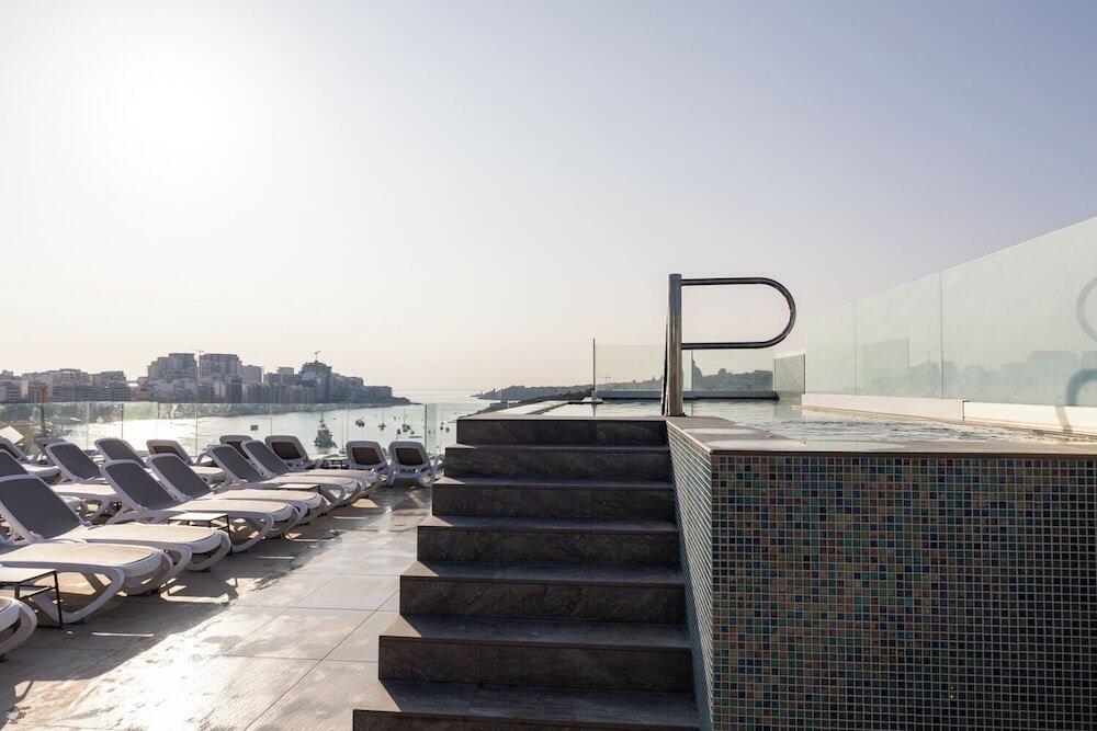 Foto de los servicios de Alavits Hotel by ST Hotels