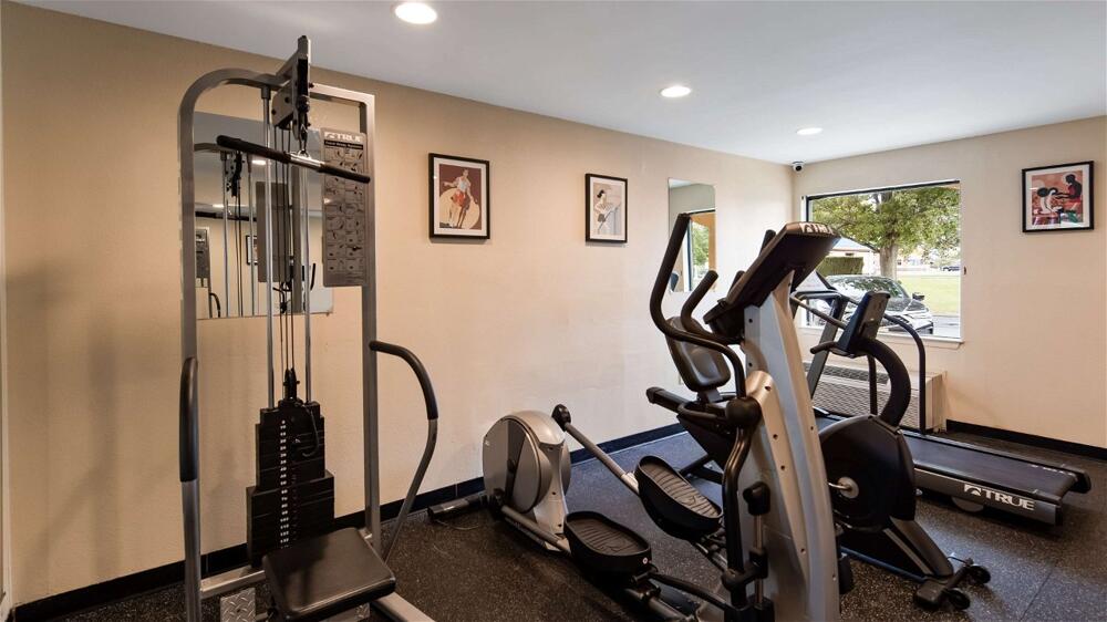 Foto de los servicios de SureStay Hotel by Best Western East Brunswick