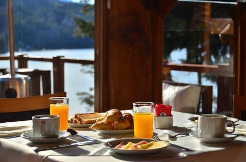 Foto de restauración de Complejo Dos Bahias Lake Resort