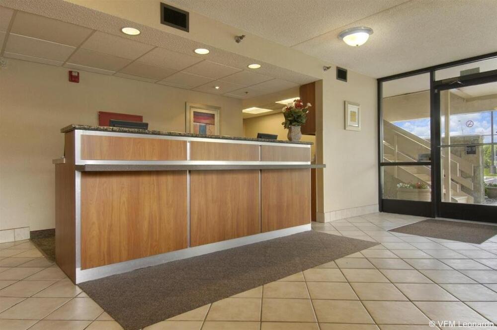 Dining – Hotel Red Roof Inn Dayton - Fairborn/ Nutter Center