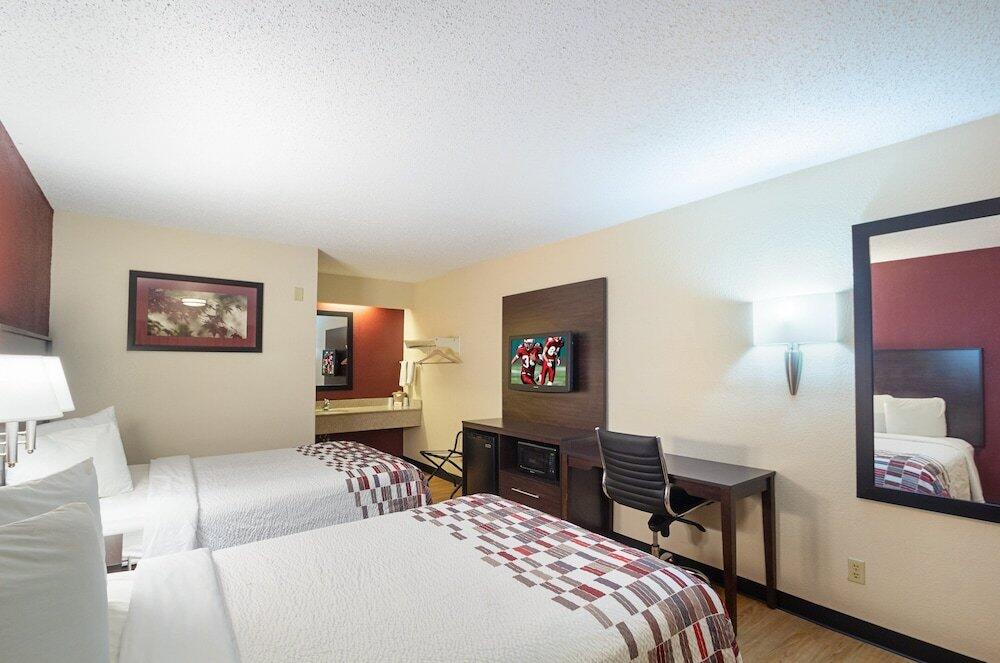 Room – Hotel Red Roof Inn Dayton - Fairborn/ Nutter Center