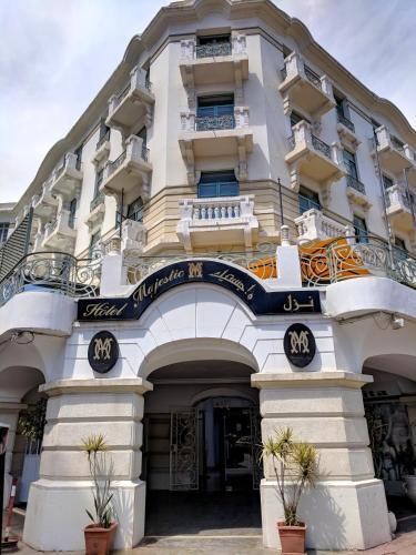 Foto del exterior de Majestic Hotel