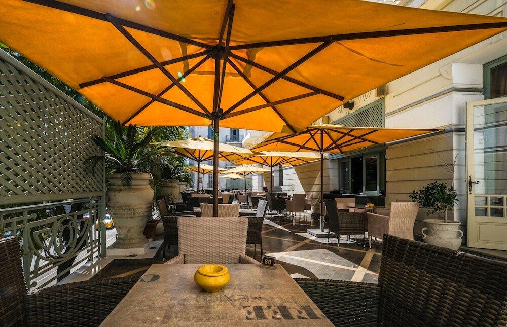 Foto del exterior de Majestic Hotel