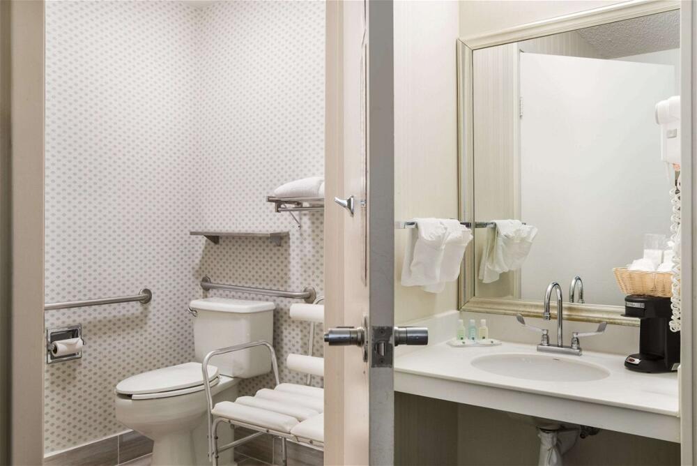 Foto de una habitación de Hotel Quality Inn Northlake