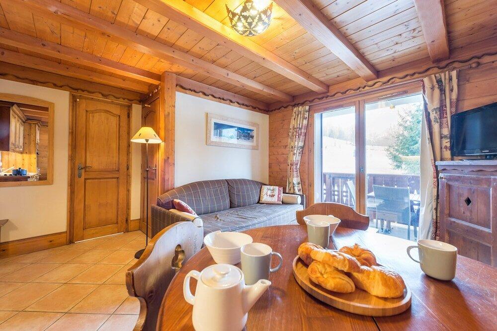 Foto de una habitación de Résidence Pierre &amp;amp; Vacances Premium Les Fermes De Méribel