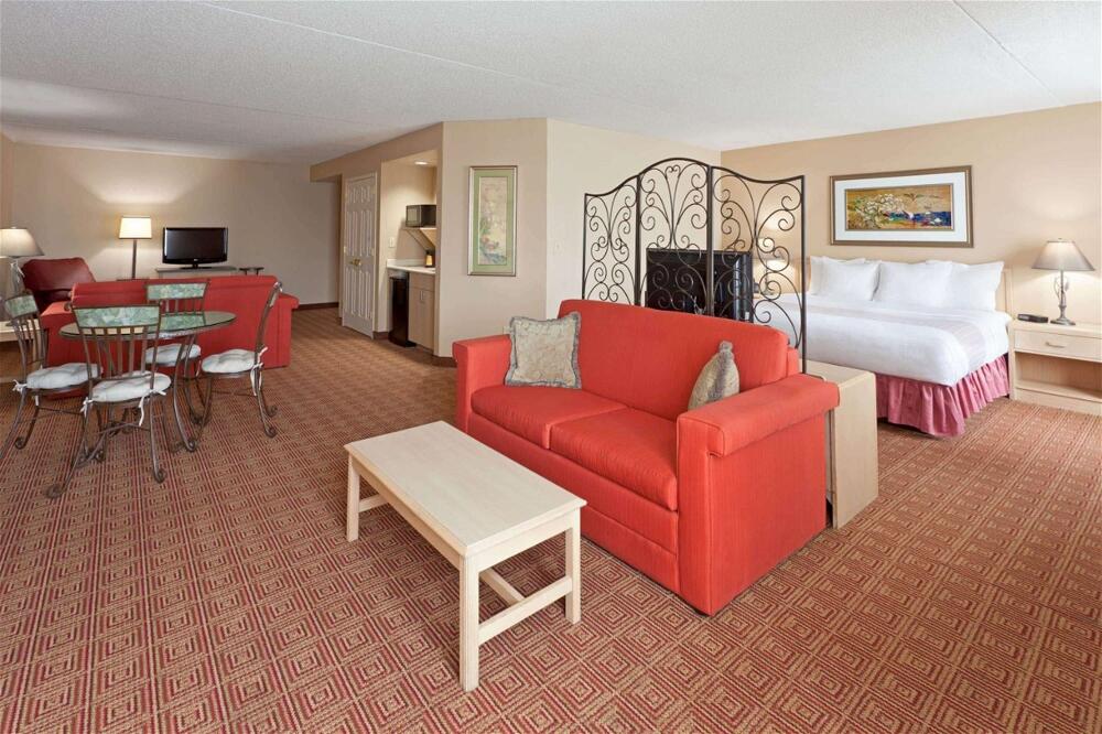 Foto de una habitación de Hotel La Quinta by Wyndham Garden City