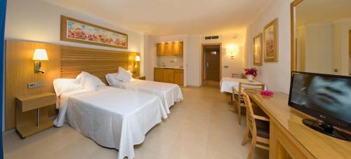 Foto de una habitación de Aparthotel Bon Sol Prestige - AB Group