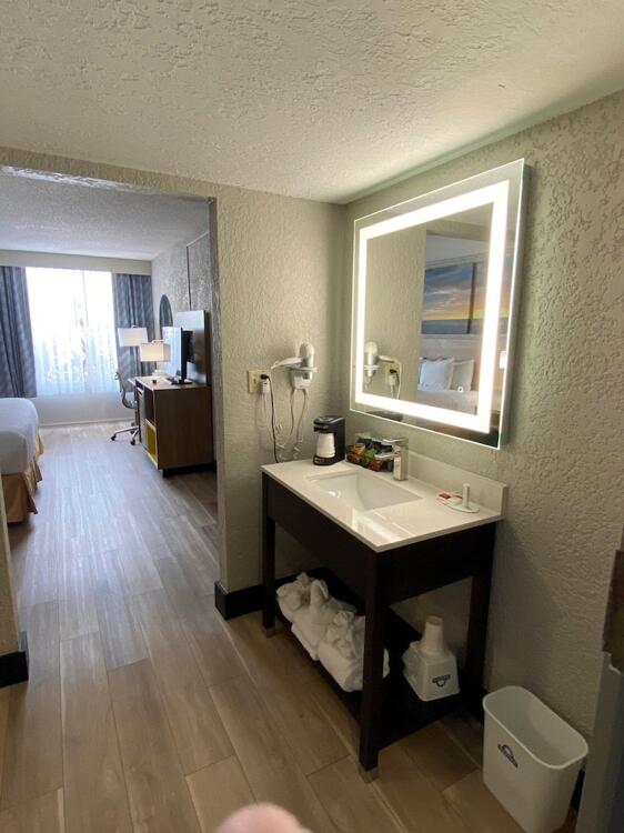Room – Hotel Days Inn by Wyndham Fort Pierce Midtown