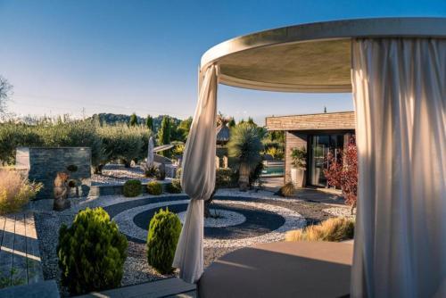 Foto de los servicios de Bed-and-Breakfast Mas des Cigales
