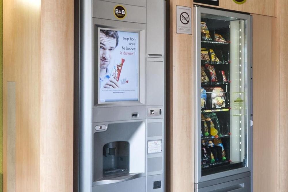 Foto de los servicios de B&amp;amp;B HOTEL Narbonne 1