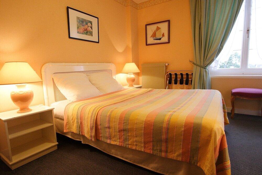 Foto de una habitación de L&amp;#039;Armoric Hôtel