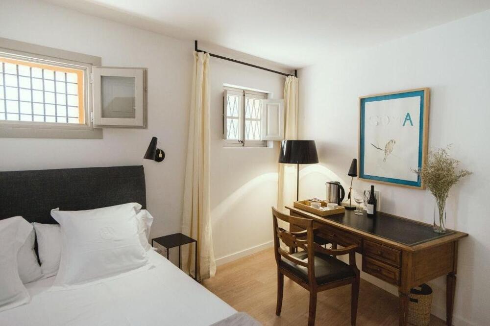 Foto de una habitación de Hotel Canavall