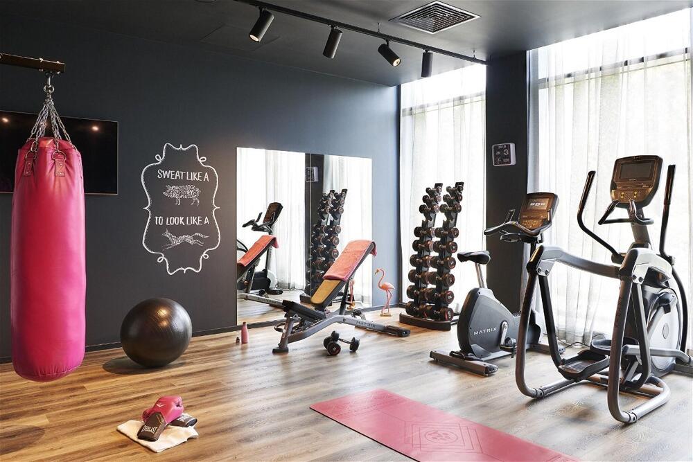 Foto de los servicios de Hotel Moxy Paris Charles de Gaulle Airport