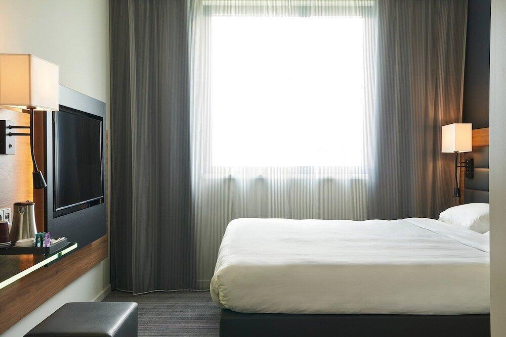 Foto de una habitación de Hotel Moxy Paris Charles de Gaulle Airport