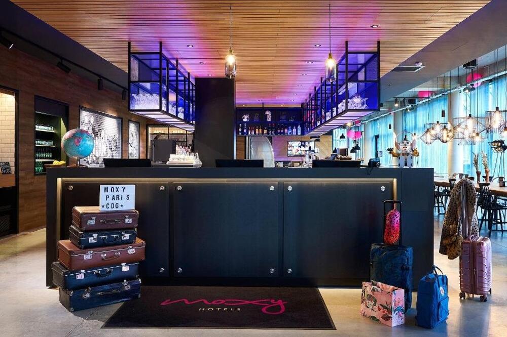 Foto de las zonas nobles de Hotel Moxy Paris Charles de Gaulle Airport