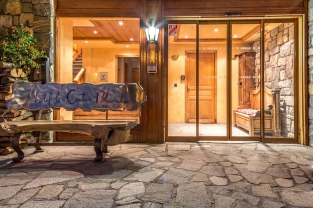 Foto del exterior de Hotel Les Crêtes Blanches