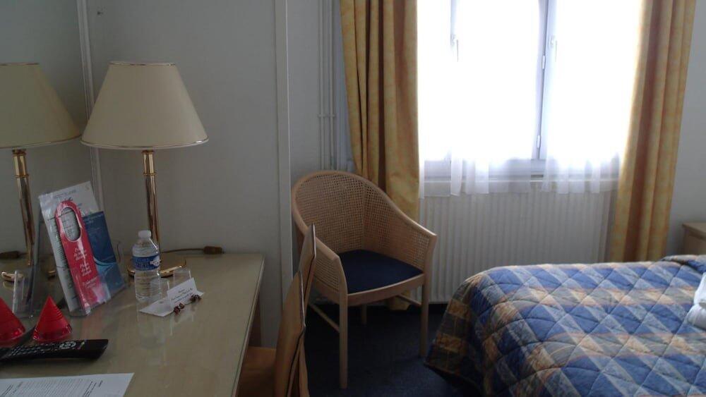 Room – Hôtel de la Mer