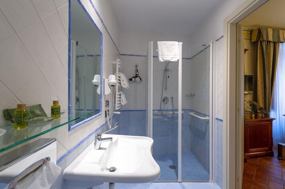 Foto del baño de Hotel Davanzati