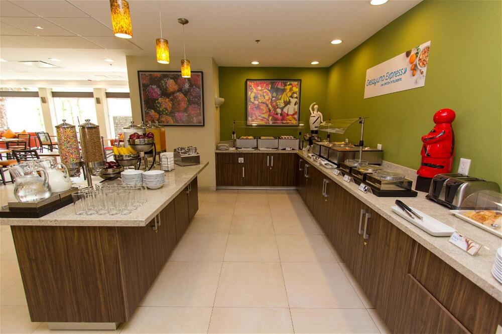 Foto general de Hotel Holiday Inn Express Guadalajara Aeropuerto