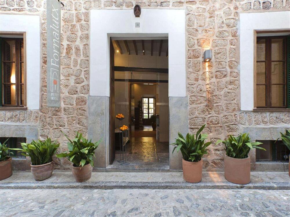 Foto general de Fornalutx Petit Hotel - Turismo de Interior
