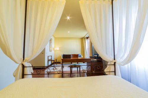 Foto de una habitación de Hotel Azofra